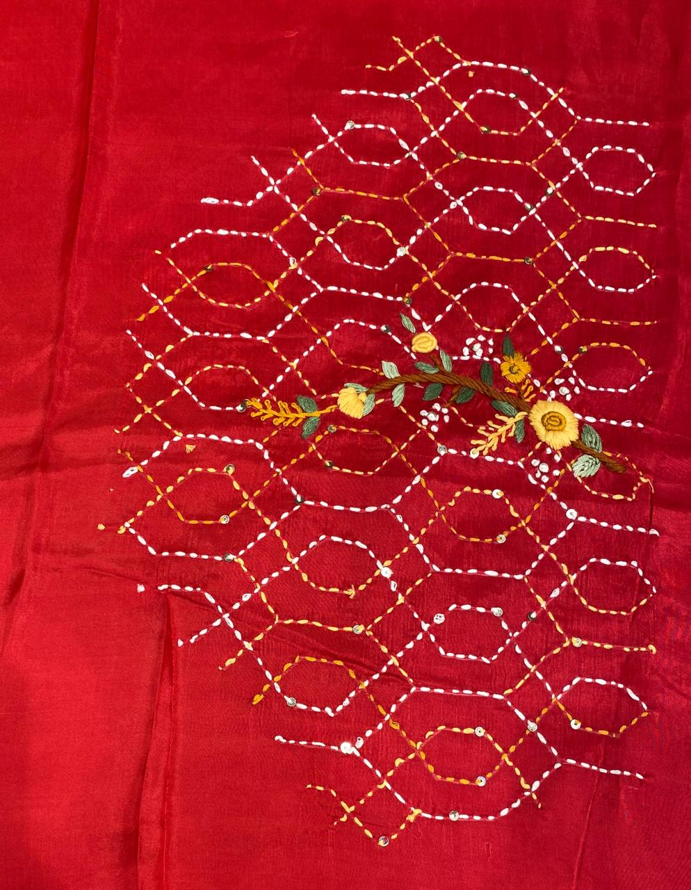 Off-White Munga Silk Saree With Hand Embroidery Work, With Unstiched Blouse