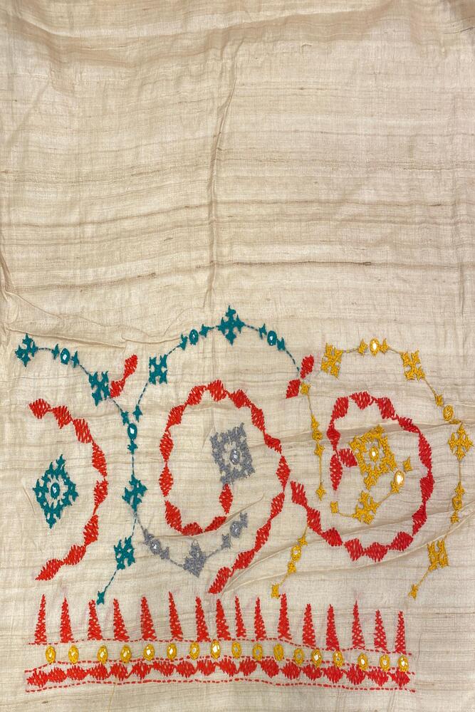 Beige Tussar Lambani & Kutch Work Saree With Ustiched Blouse - Saarang Sarees