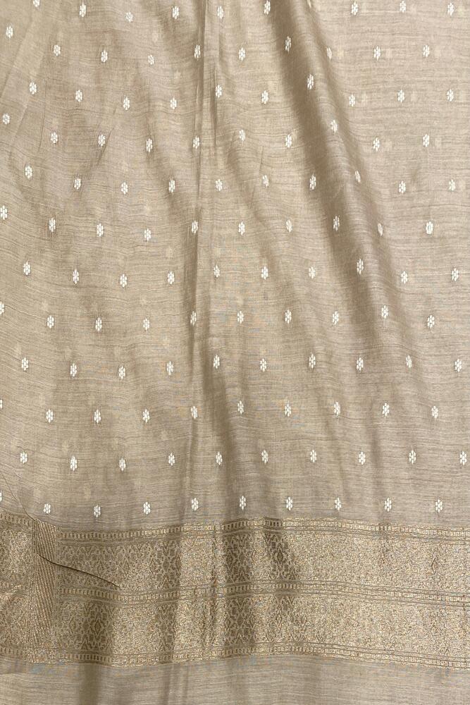 Brown Munga Handloom Saree With Chikankari Work, With Unstiched Blouse