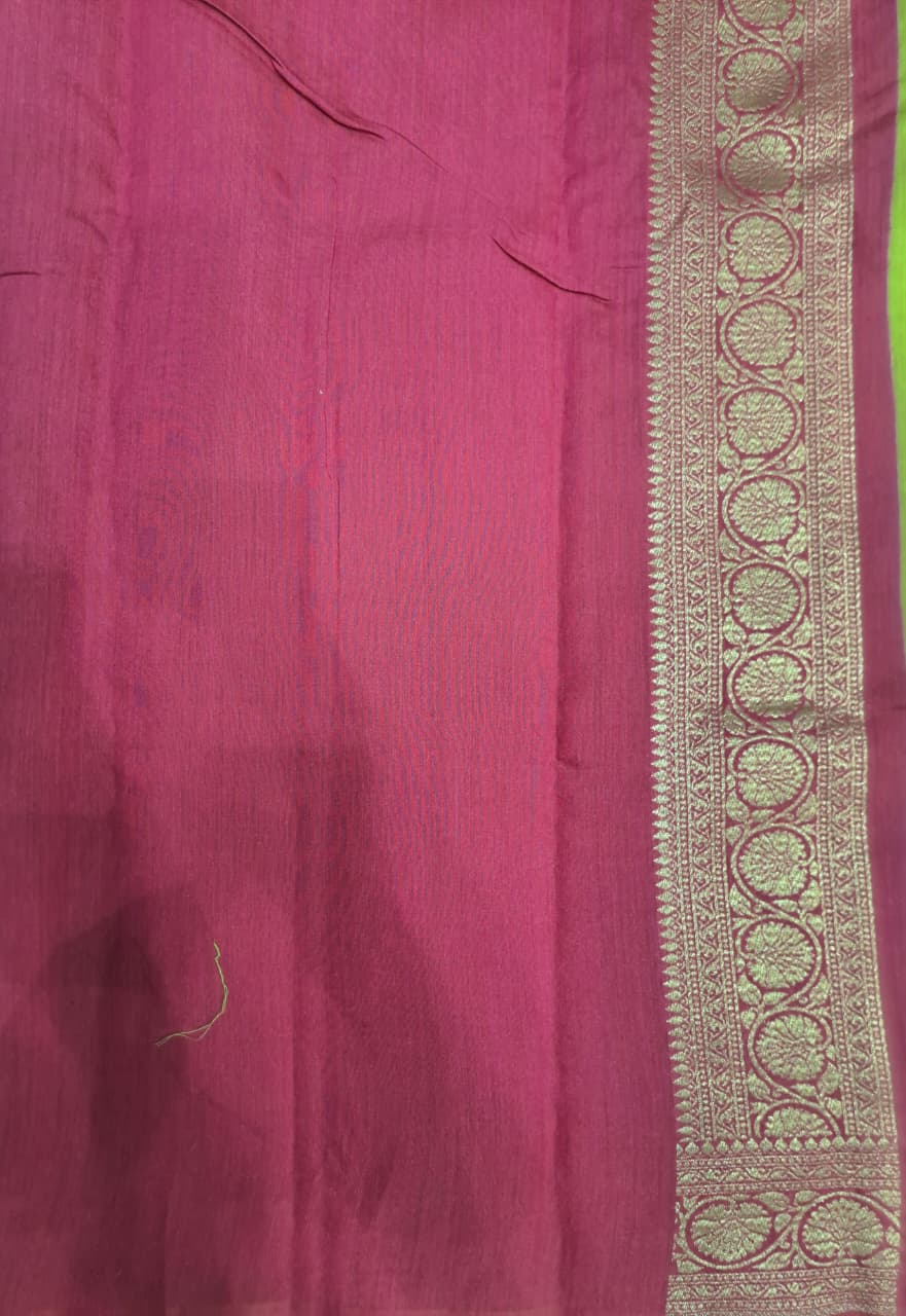 Lime green Munga Banarasi silk saree with intricate gold zari work and matching unstiched blouse, traditional Indian wear by Saarang Sarees.