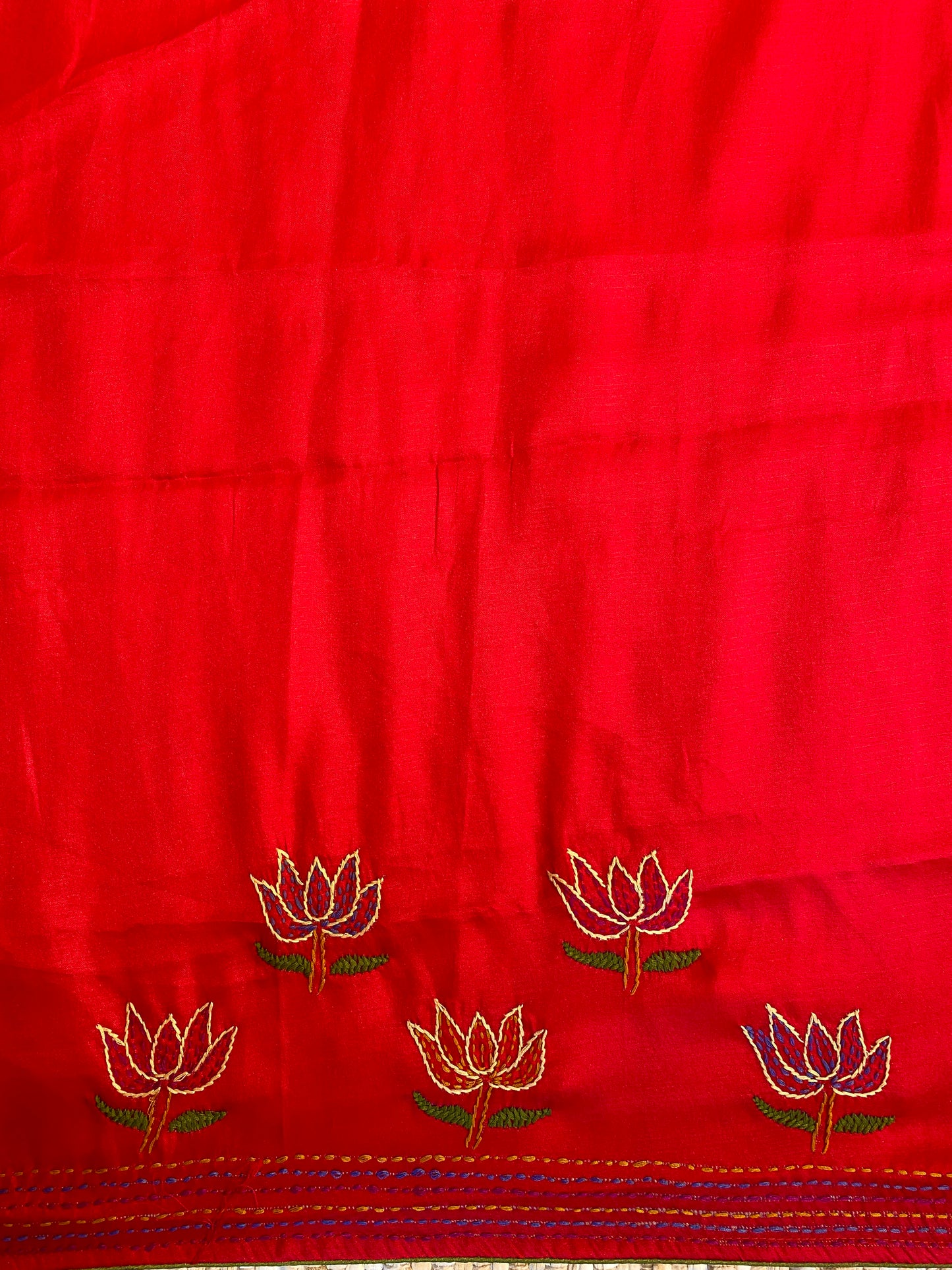 Maroon Semi Munga Silk French Knot Hand Embroidery Work Saree, With Unstiched Blouse