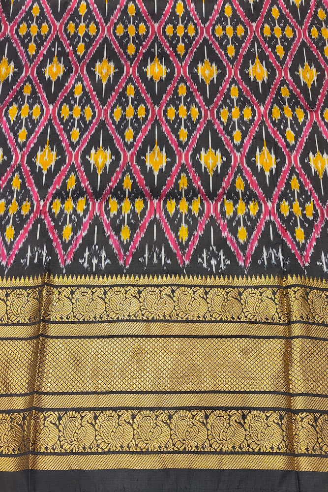 Red Pochampally Ikat Silk Saree, With Unstiched Blouse