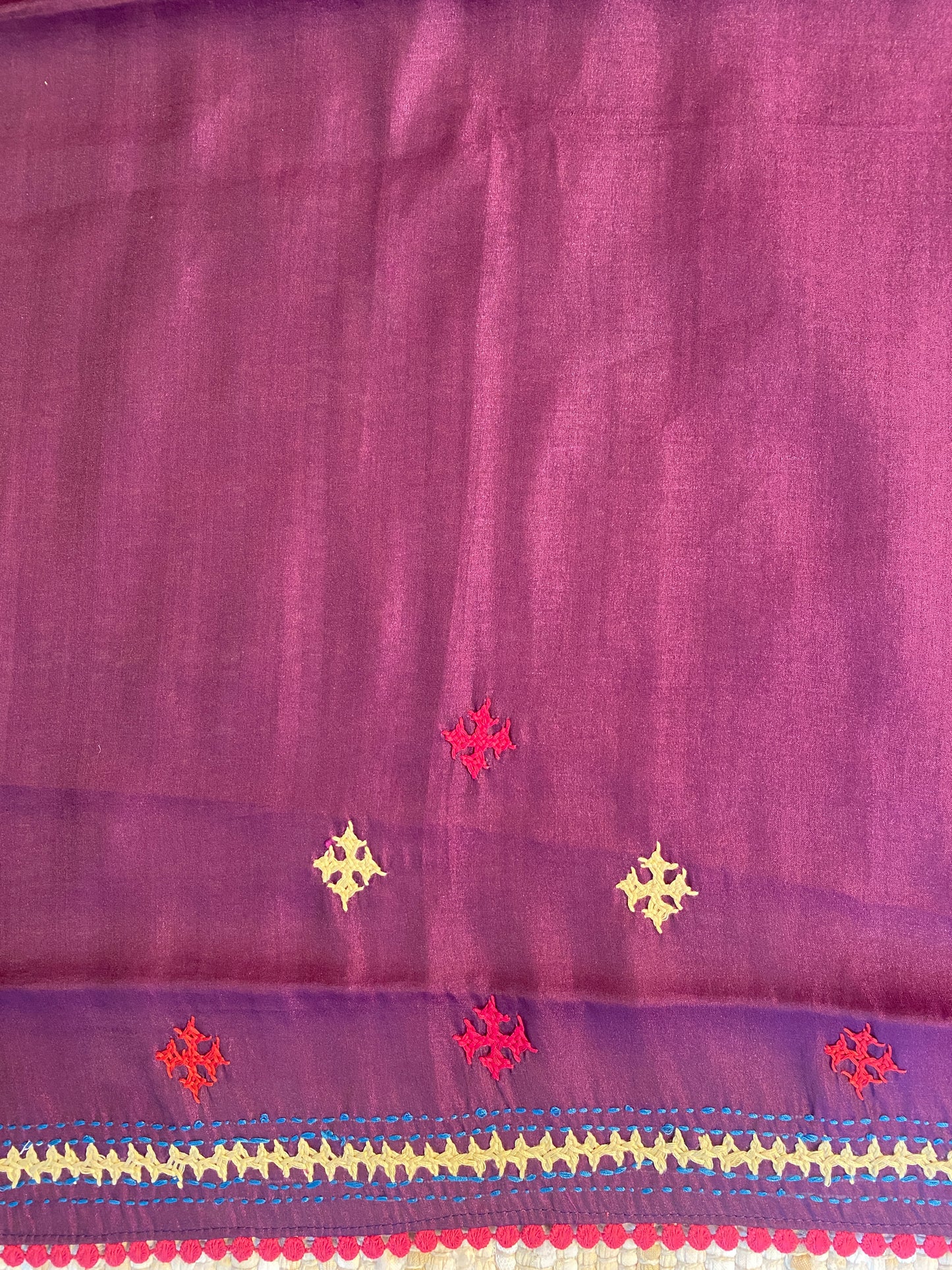 Deep Purple Semi Munga Silk French Knot Hand Embroidery Work Saree, With Unstiched Blouse