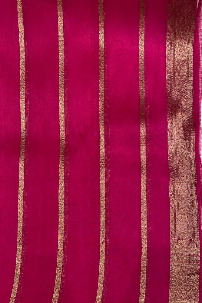 Magenta Brocade Kora Banarasi Silk Saree, With Unstiched Blouse