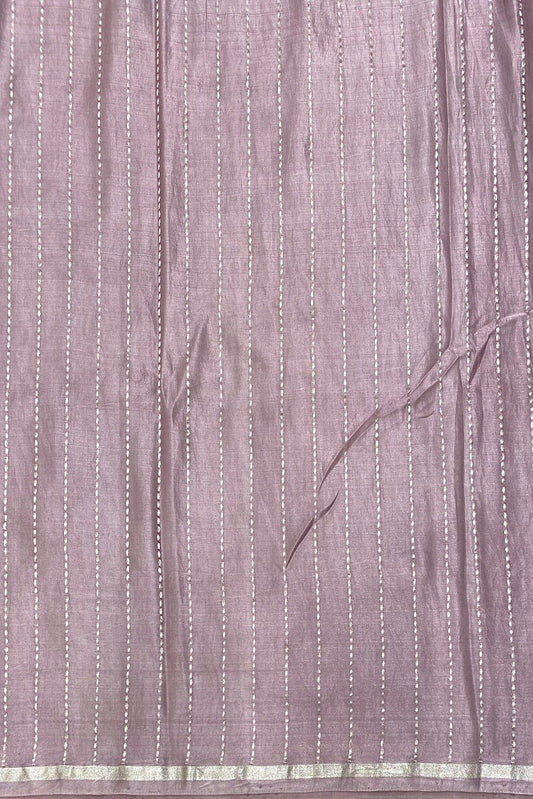 Mauve Mashru Silk Banarasi handloom saree with intricate gold zari work and matching unstiched blouse, traditional wear by Saarang Sarees.