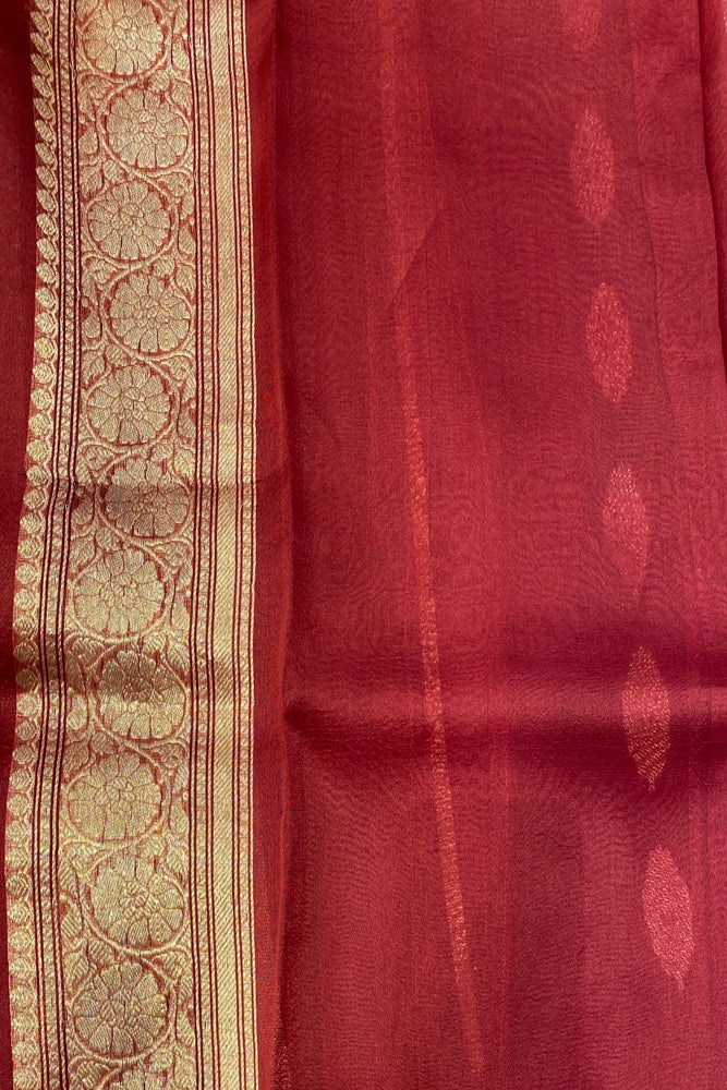 Maroon Kora Banarasi Silk Saree With Unstich Blouse Piece