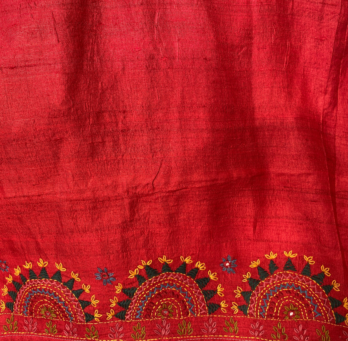 Red Tussar Hand Embroidery Saree, With Unstitched Blouse