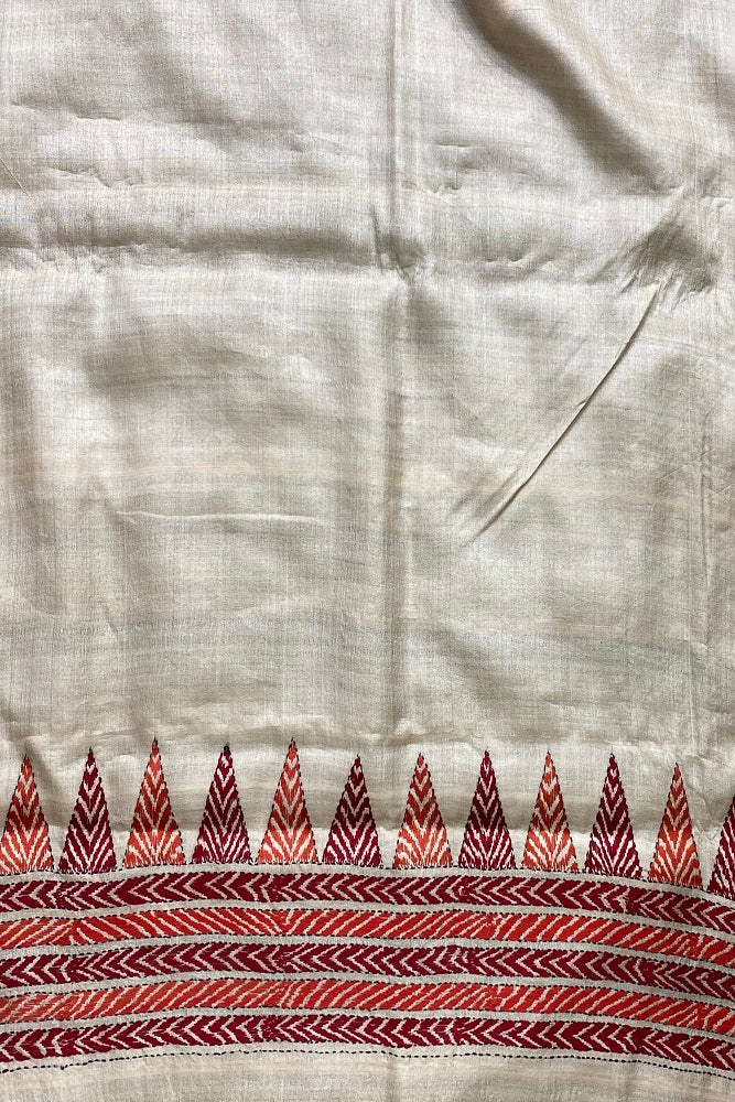 Offwhite Red Tussar Embroidery Saree With Kantha Work Border, With Unstitched Blouse