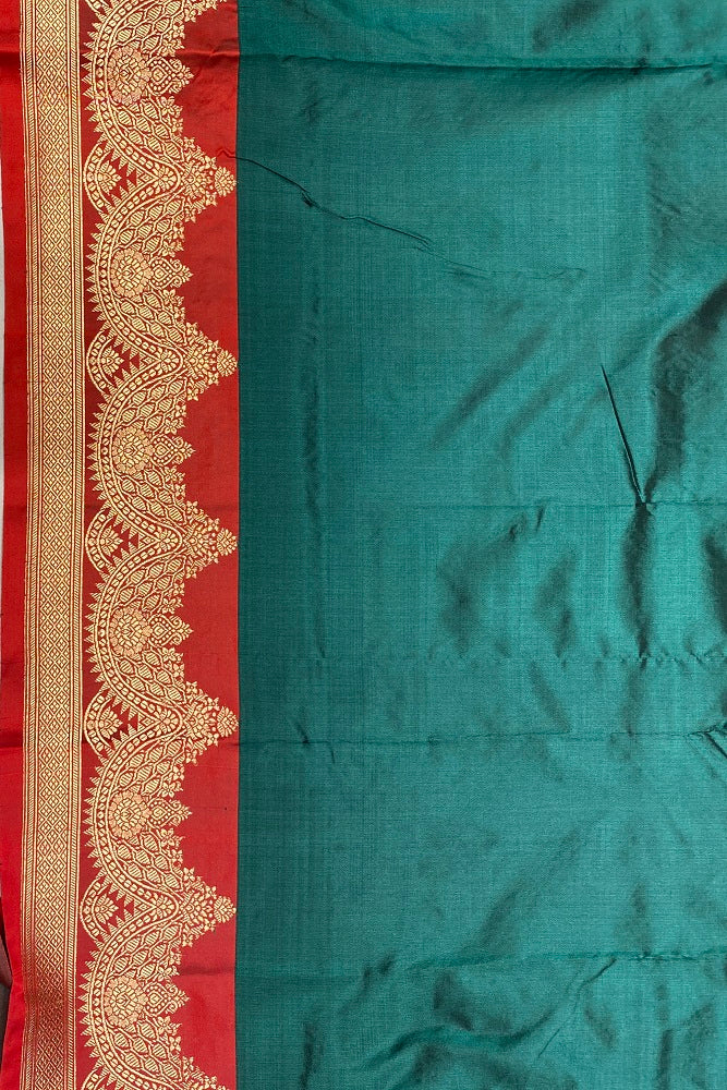Bottle green Katan Silk Banarasi Hand Weaving Saree With Blouse