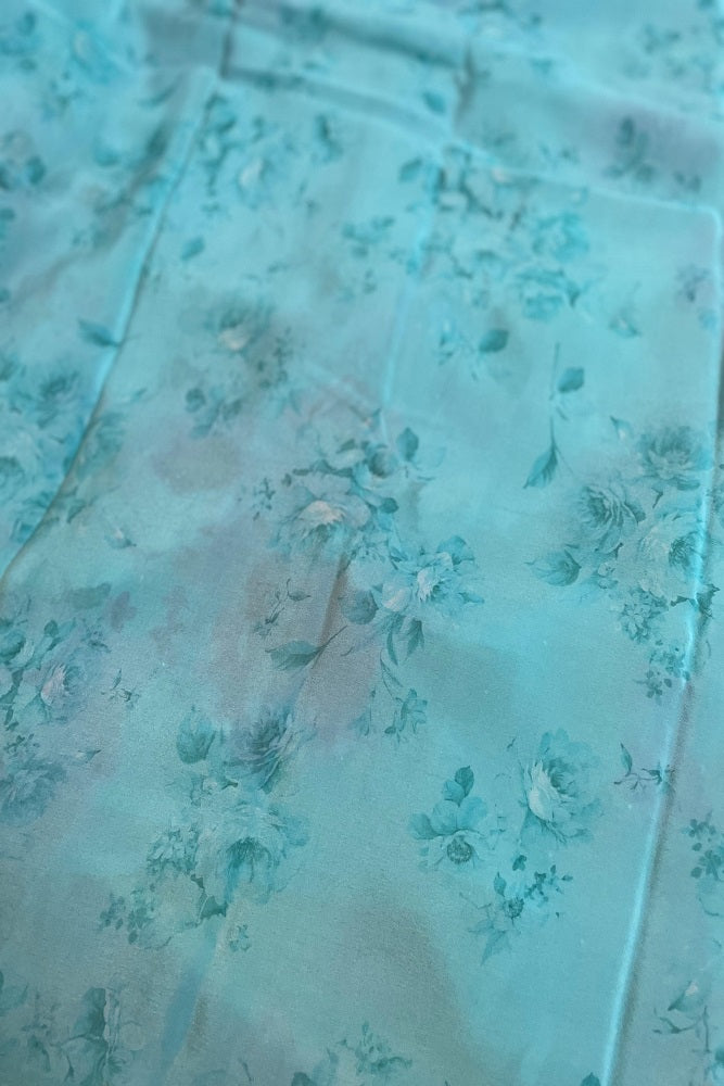 Firozi Blue Multi Floral Printed Chiffon Saree With Blouse Piece