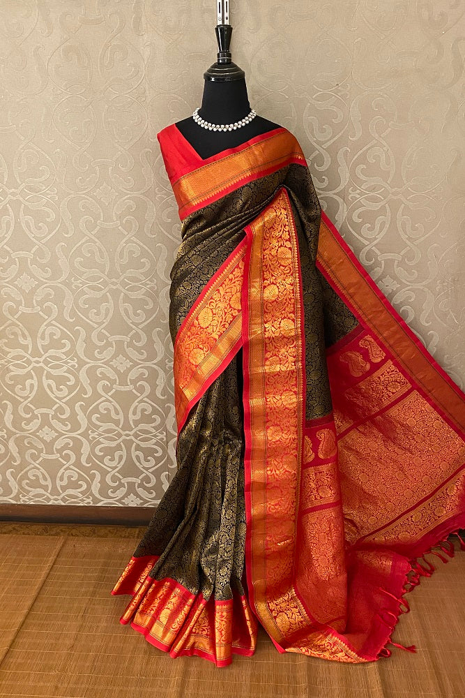 Black Gadwal Silk Saree With Contrast Blouse