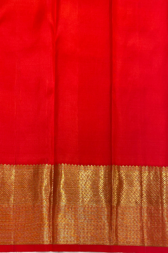 Offwhite & Rose Red Pure Kanjeevaram Silk Saree With Border And Unstich Blouse Piece