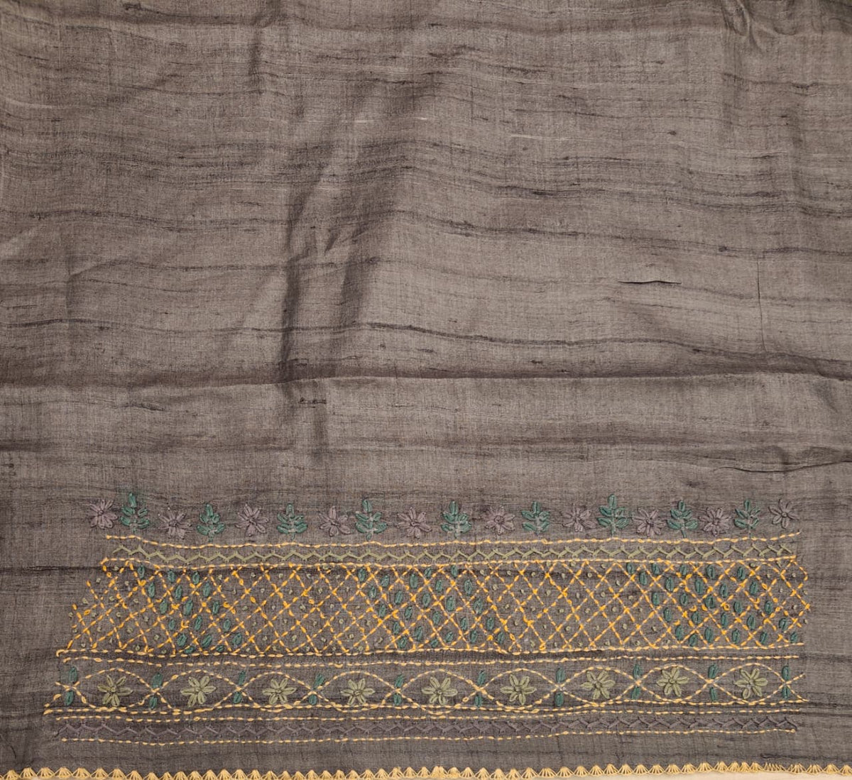 Grey Tussar Hand Embroidery Saree, With Unstitched Blouse