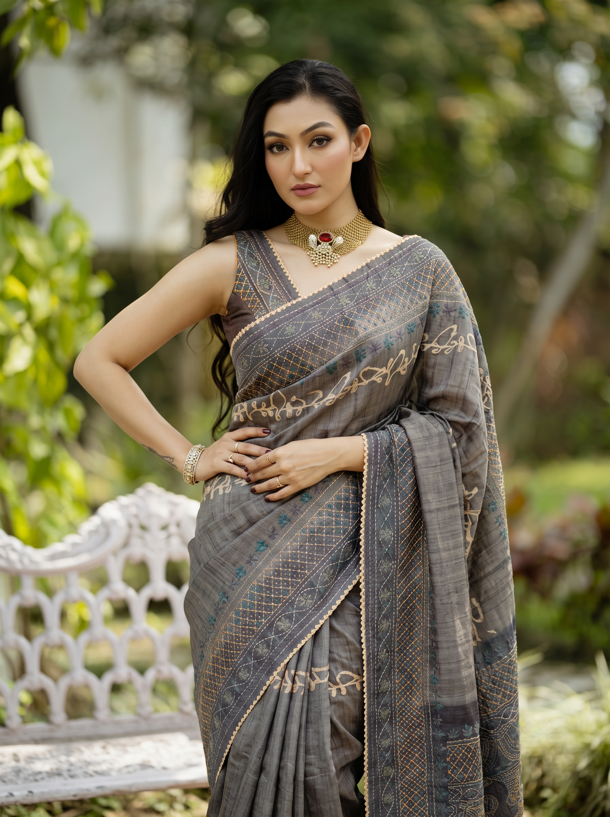 Grey Tussar Hand Embroidery Saree, With Unstitched Blouse