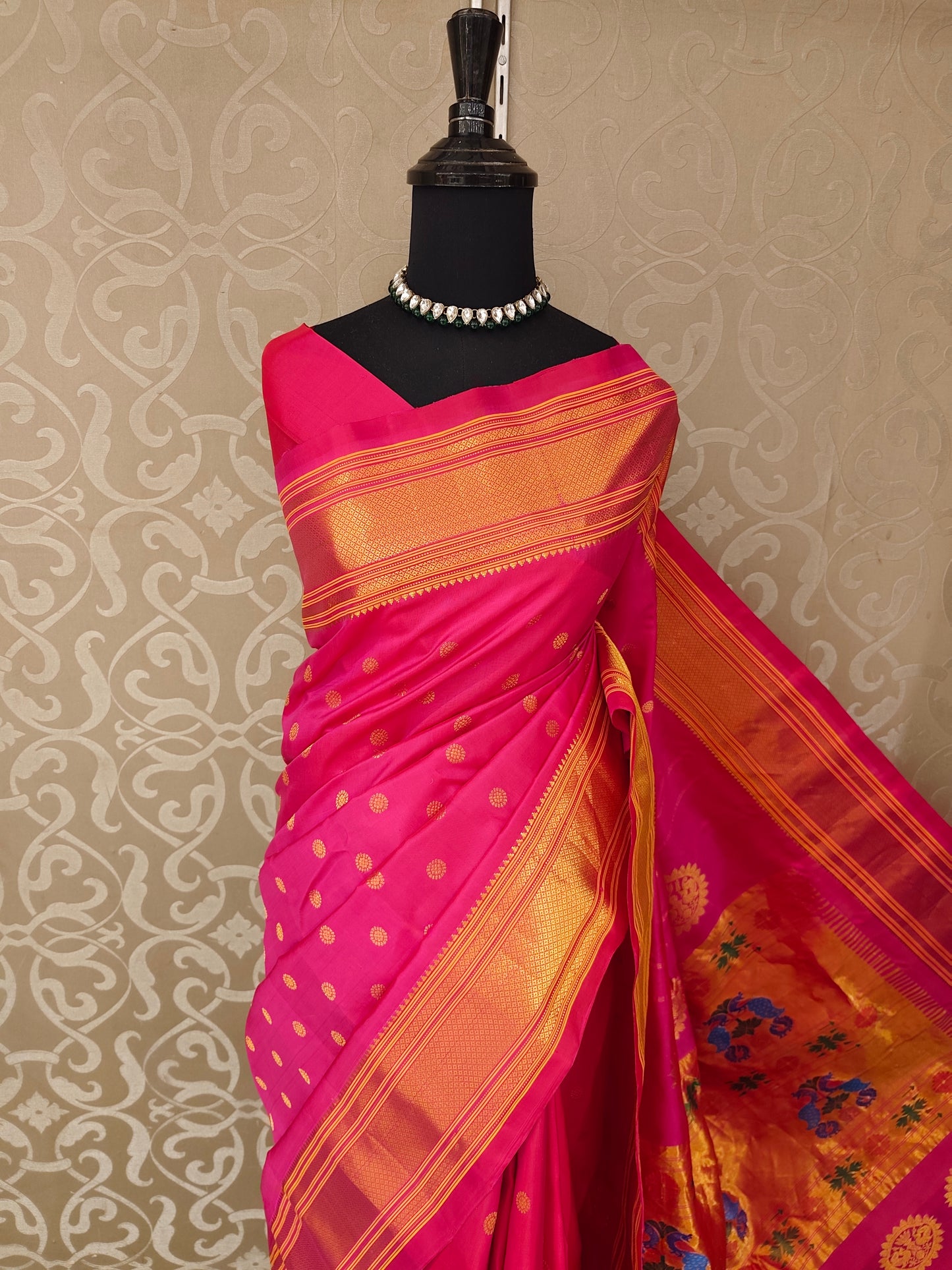 Rani Gadwal Silk Sarees With Unstiched Blouse