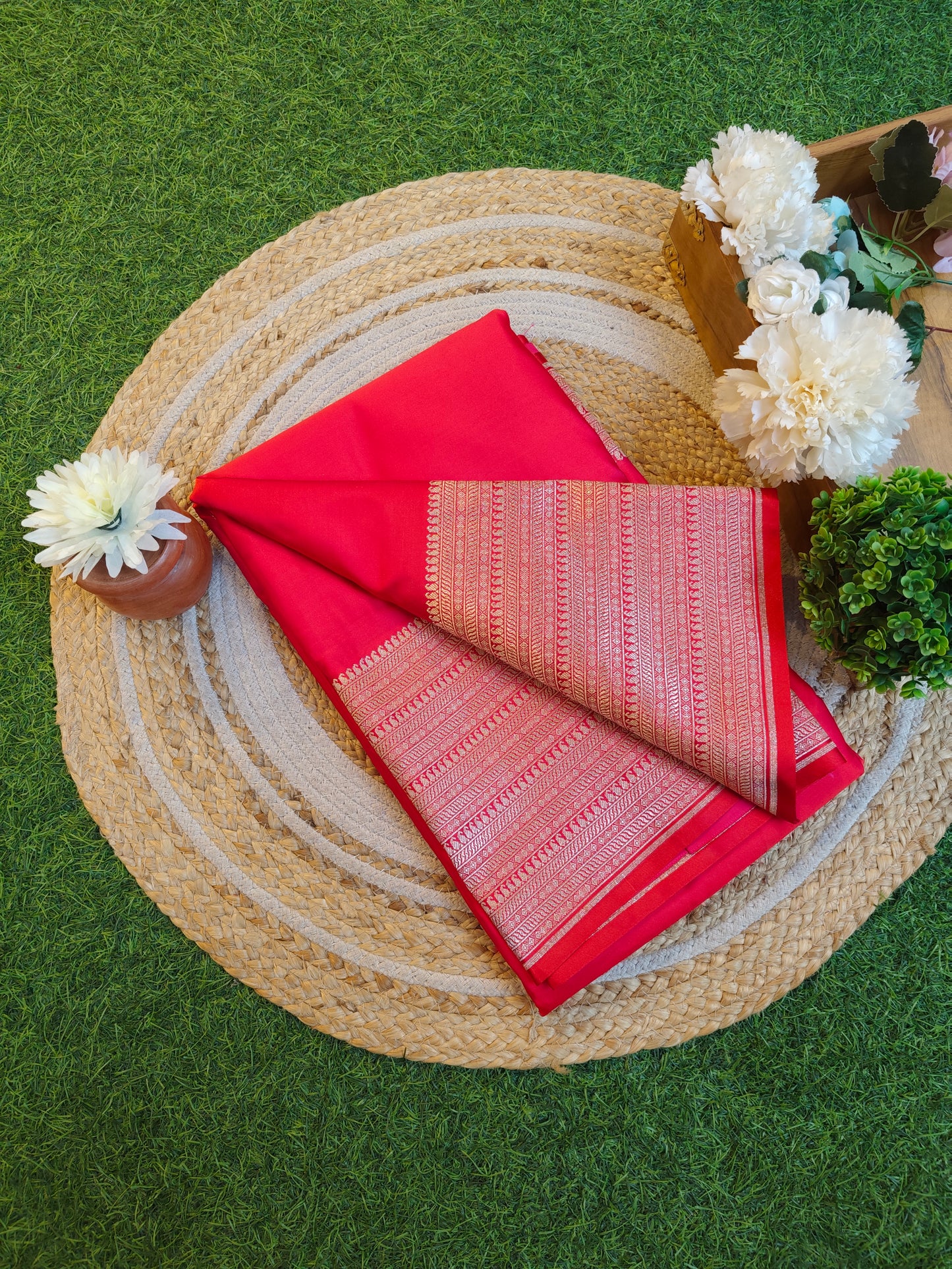 Red Semi Mashru Katan Silk Saree, With Unstiched Blouse