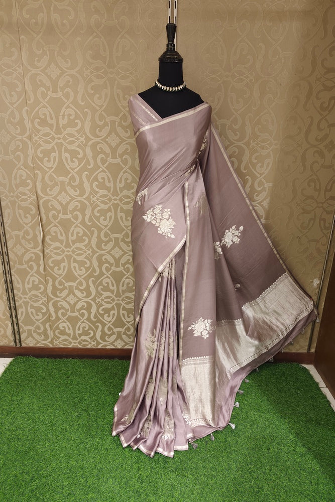 Mauve Mashru Silk Banarasi Handloom Saree, With Unstiched Blouse