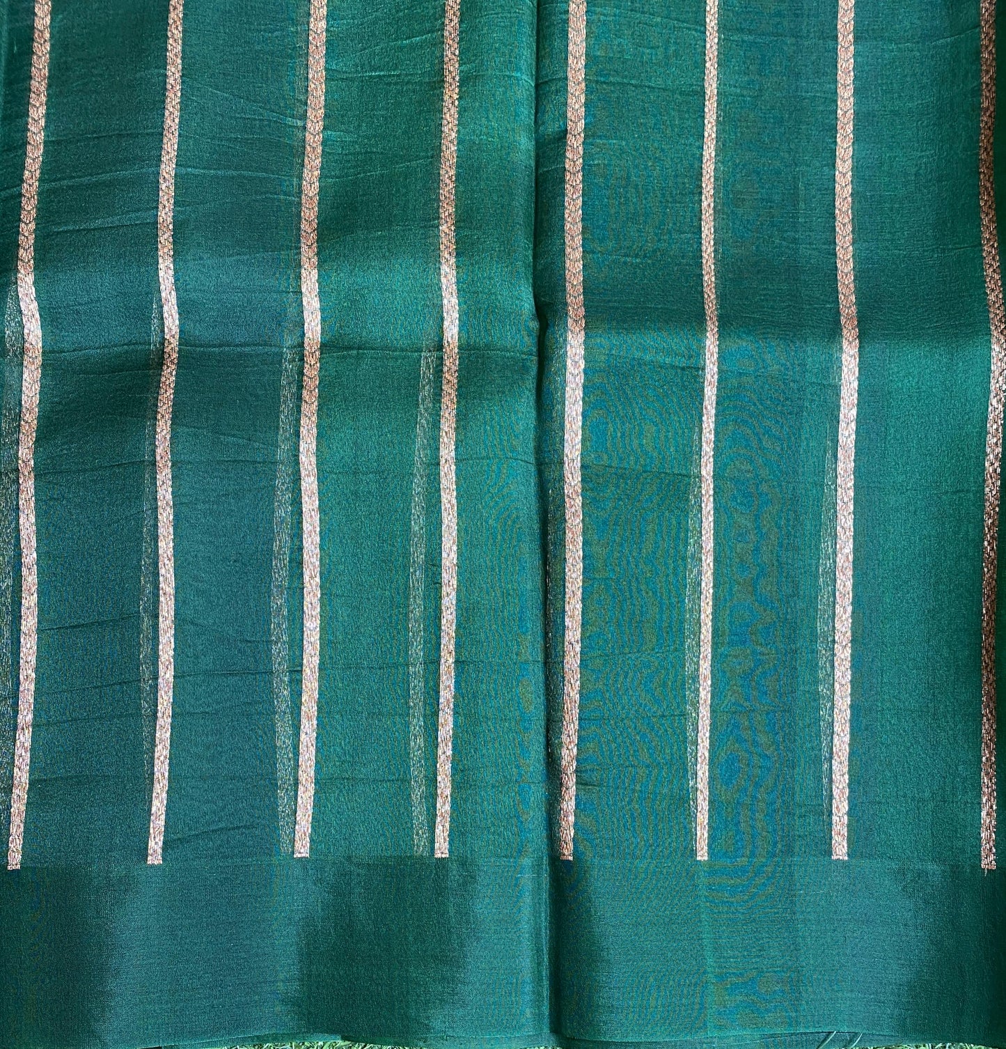 Deep Green Kora Banarasi Silk Saree, With Unstiched Blouse