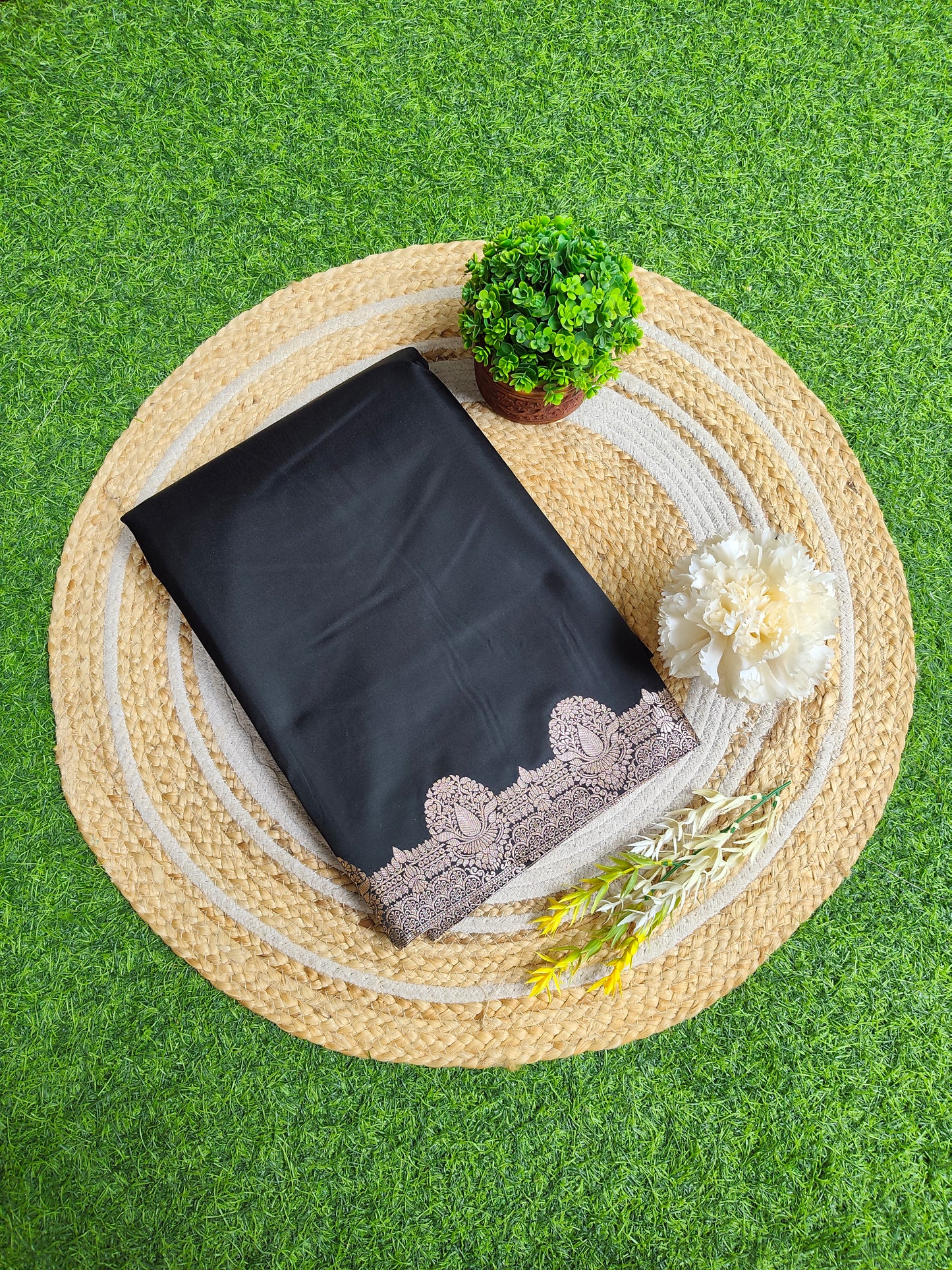 Black Semi Mashru Katan Silk Saree, With Unstiched Blouse
