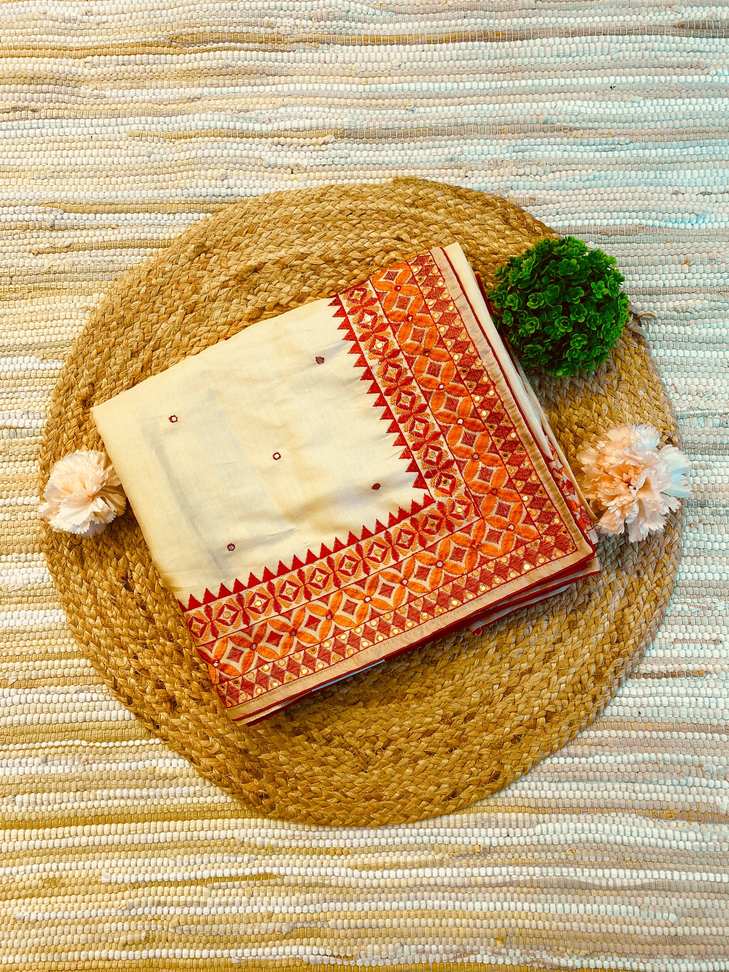 Off-White Semi Munga Silk Cross Stitch Embroidery Work Saree, With Unstiched Blouse
