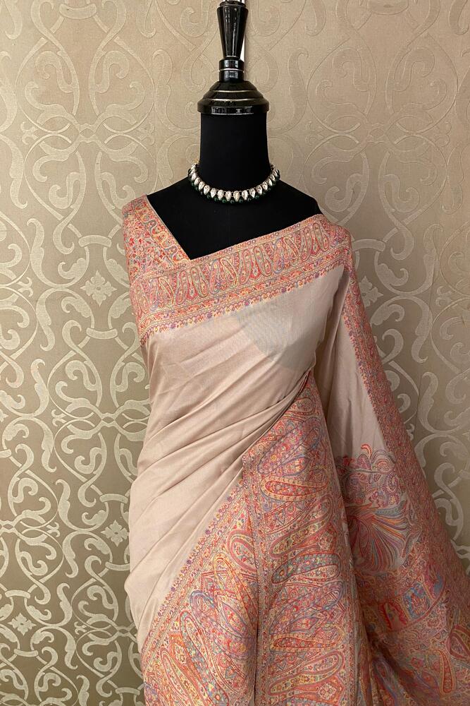 Cream Pure Kani Handloom Silk Saree With Floral Woven Blouse