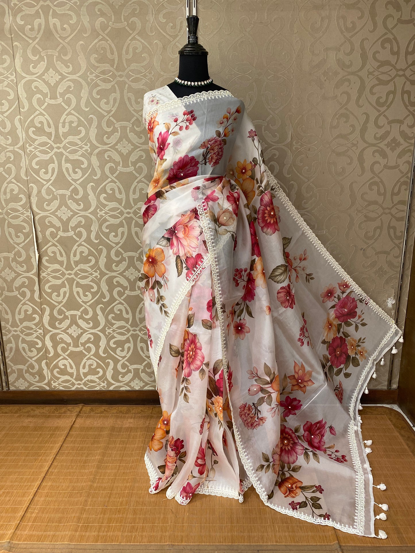 Off-White Organza Saree With Perl Work, With Unstitched Blouse