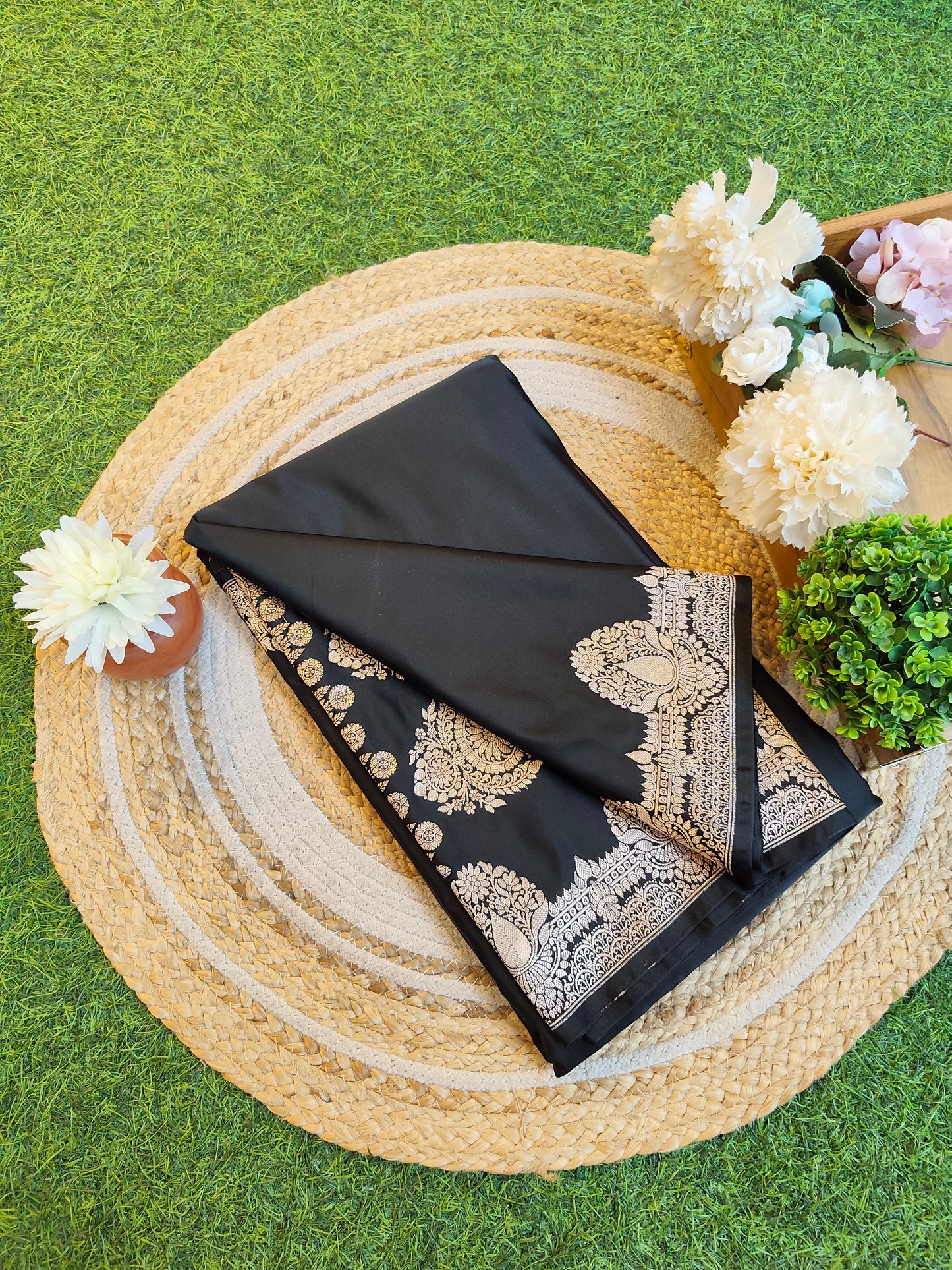 Black Semi Mashru Katan Silk Saree, With Unstiched Blouse