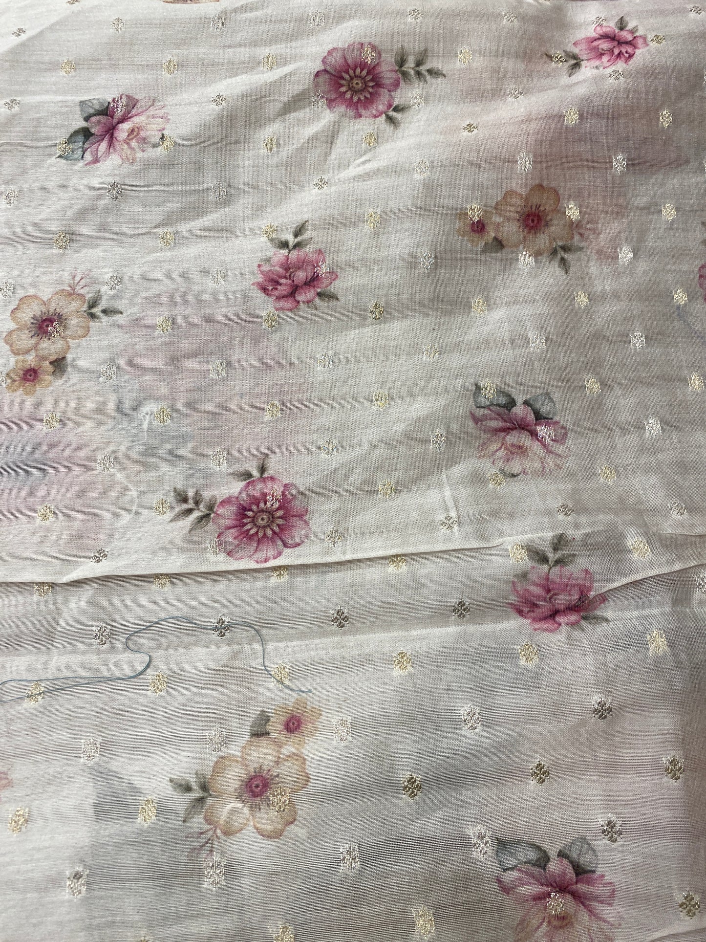 Off-White Organza Saree With Perl Work, With Unstitched Blouse