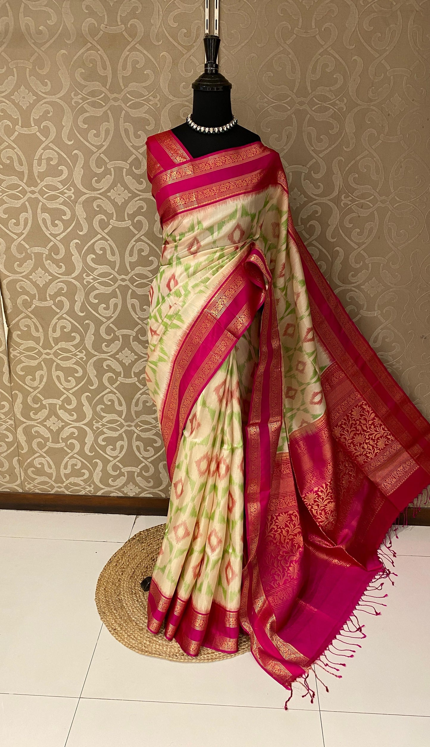 Off-White Coimbatore Silk Saree, With Unstiched Blouse
