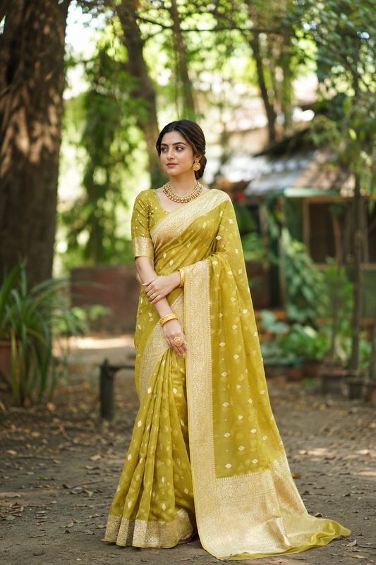 Dusty Yellow Kora Banarasi Silk Saree With Hand Weving Work, With Unstiched Blouse