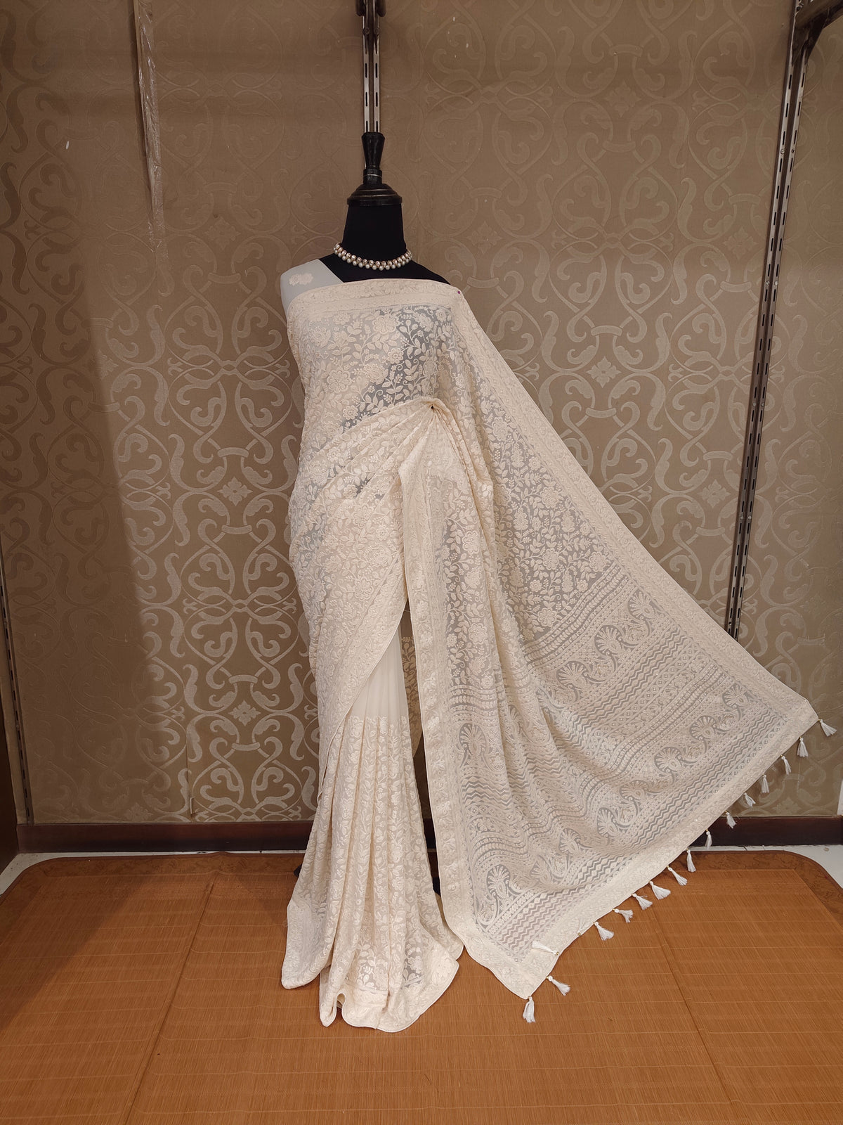 Off-White Georgette Chikankari Embroidery Saree, With Unstitched Blouse