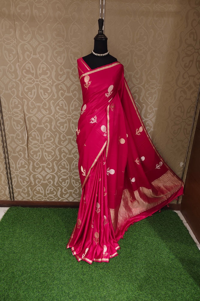 Magenta Mashru Silk Banarasi Handloom Saree, With Unstiched Blouse
