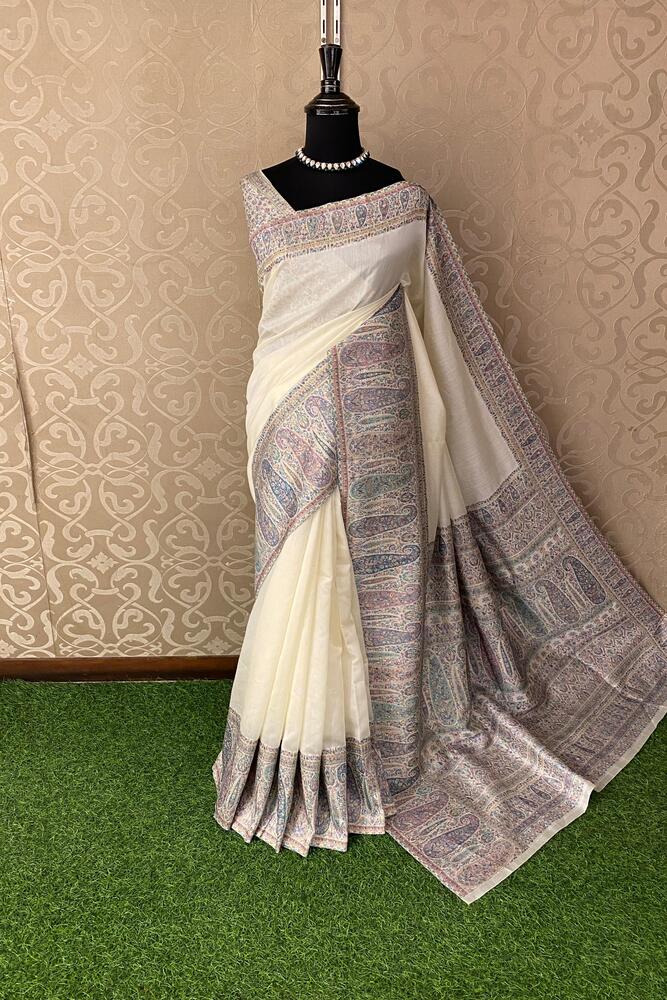 Off-White Pure Kani Handloom Silk Saree With Floral Woven Blouse