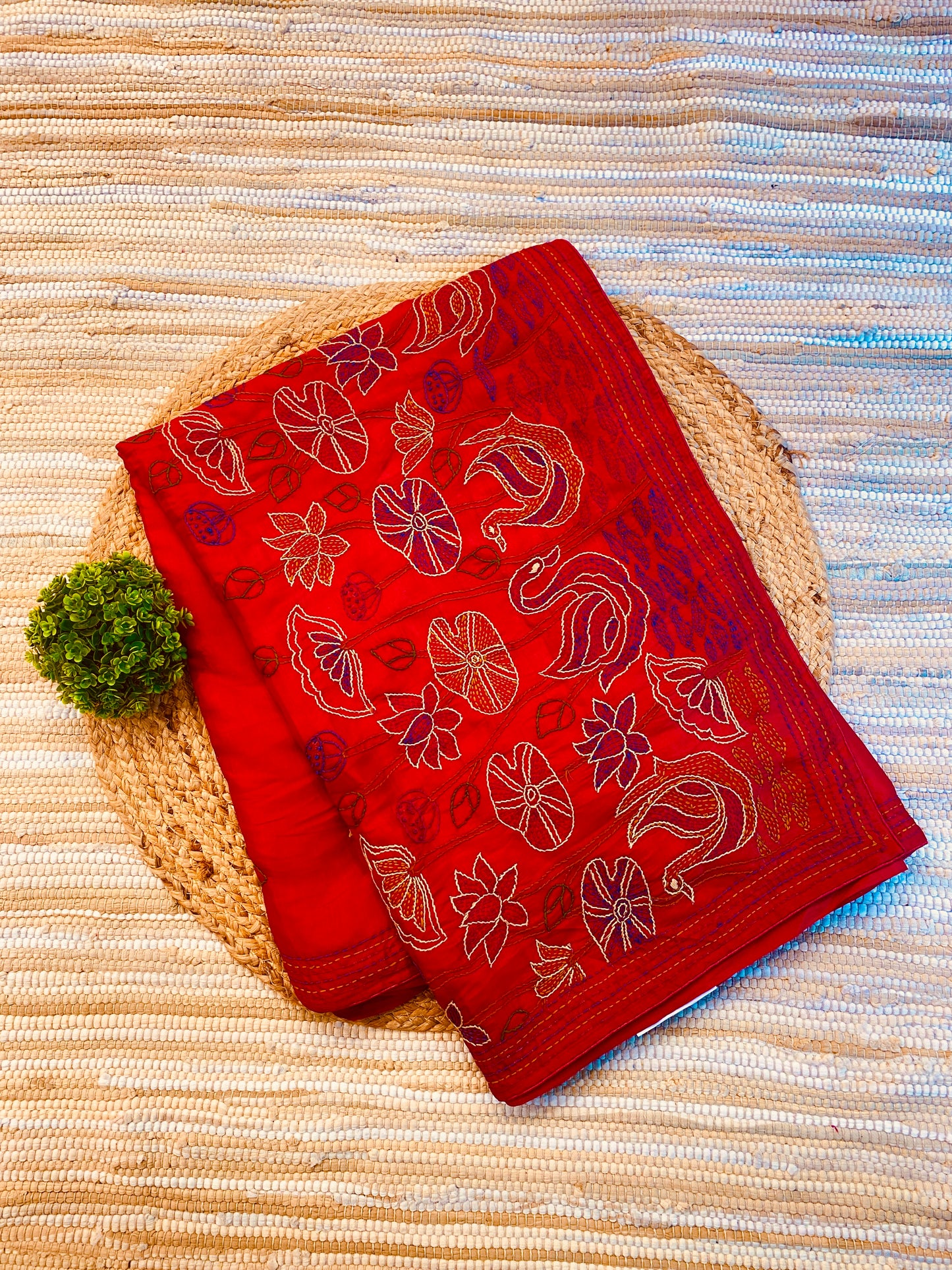 Red Semi Munga Silk French Knot Hand Embroidery Work Saree, With Unstiched Blouse