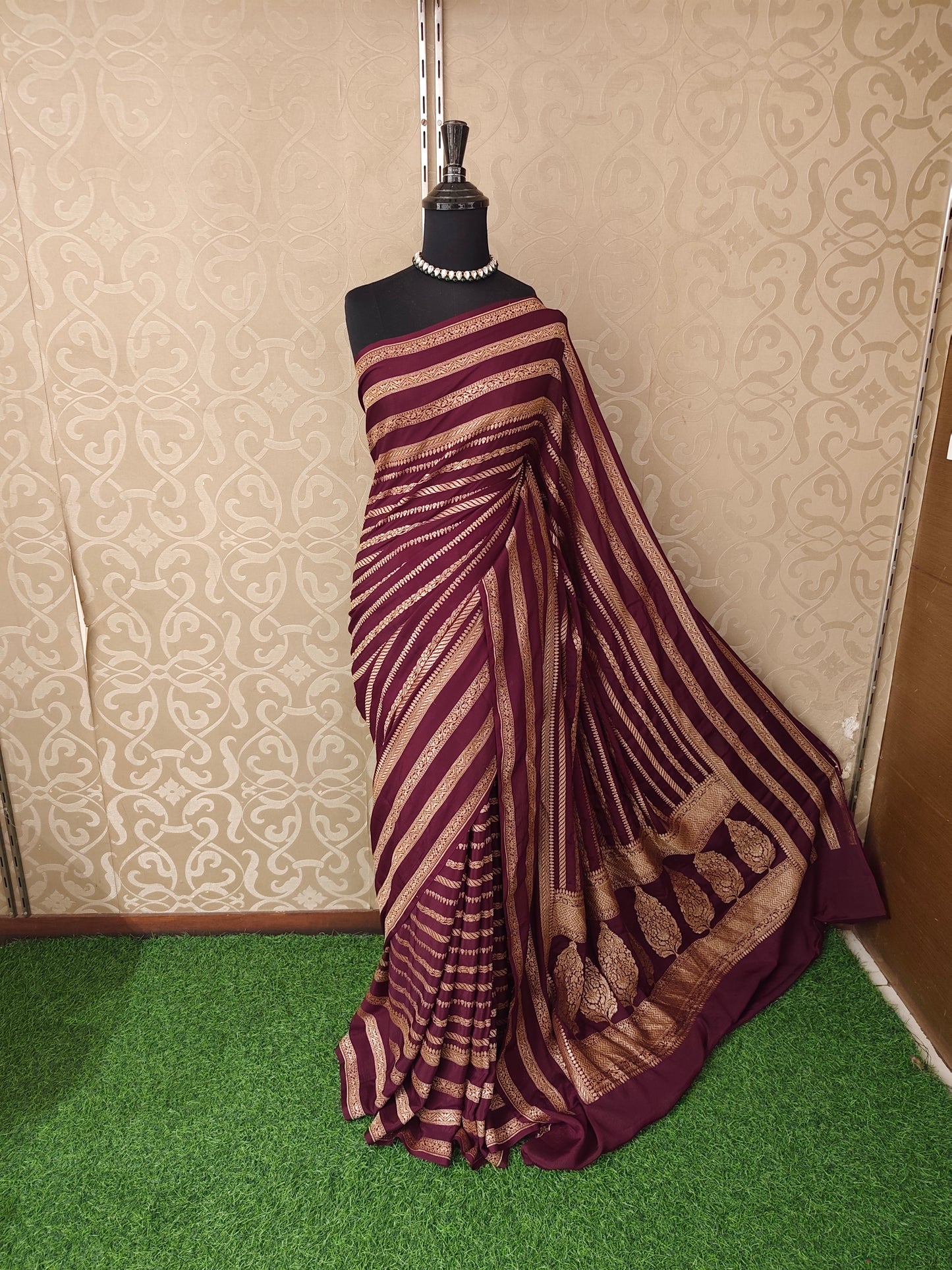 Deep Wine Mysore Crepe Silk Banarasi Saree, With Unstiched Blouse