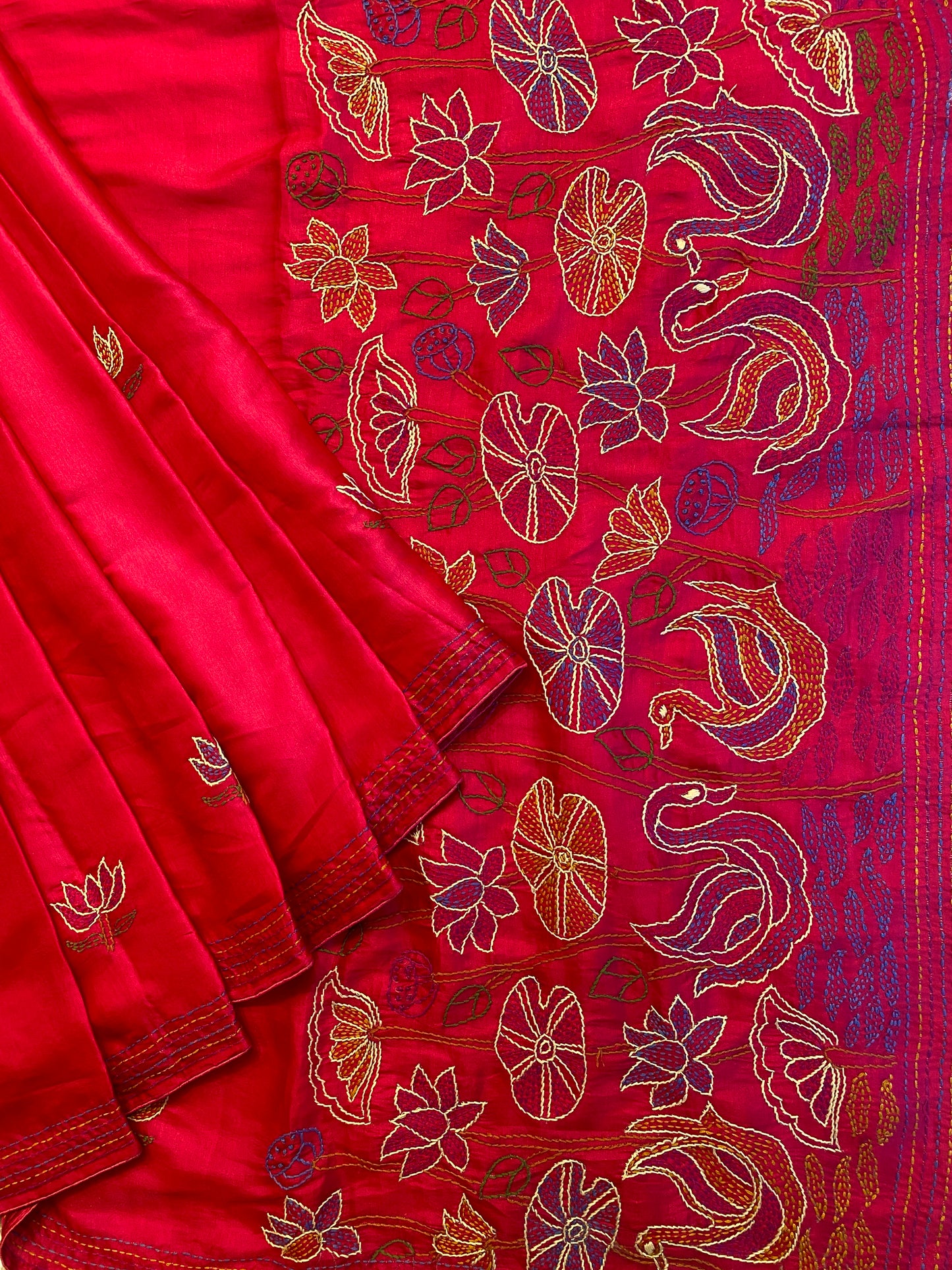 Red Semi Munga Silk French Knot Hand Embroidery Work Saree, With Unstiched Blouse