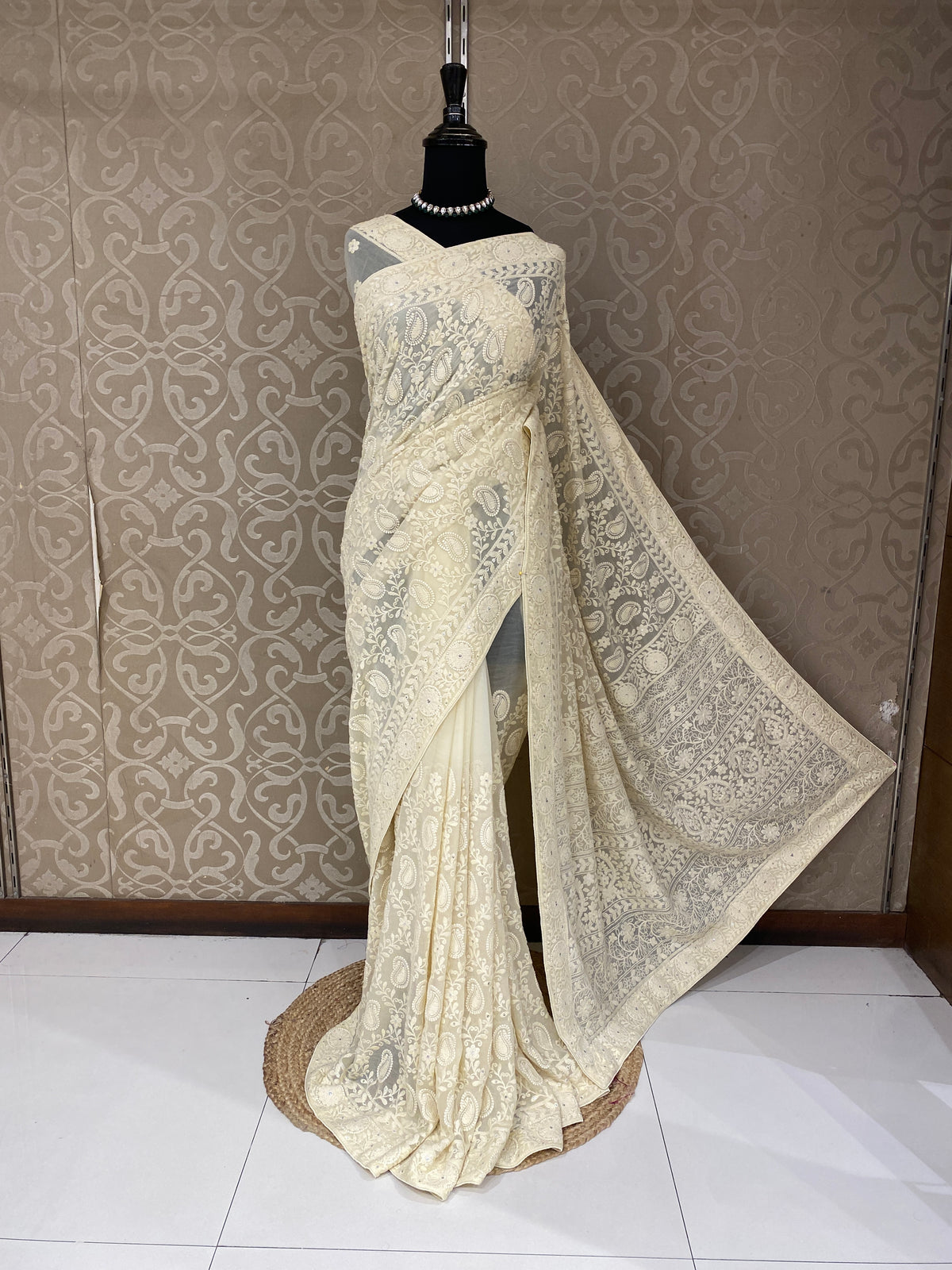 Off-White Georgette Chikankari Embroidery Saree, With Unstitched Blouse