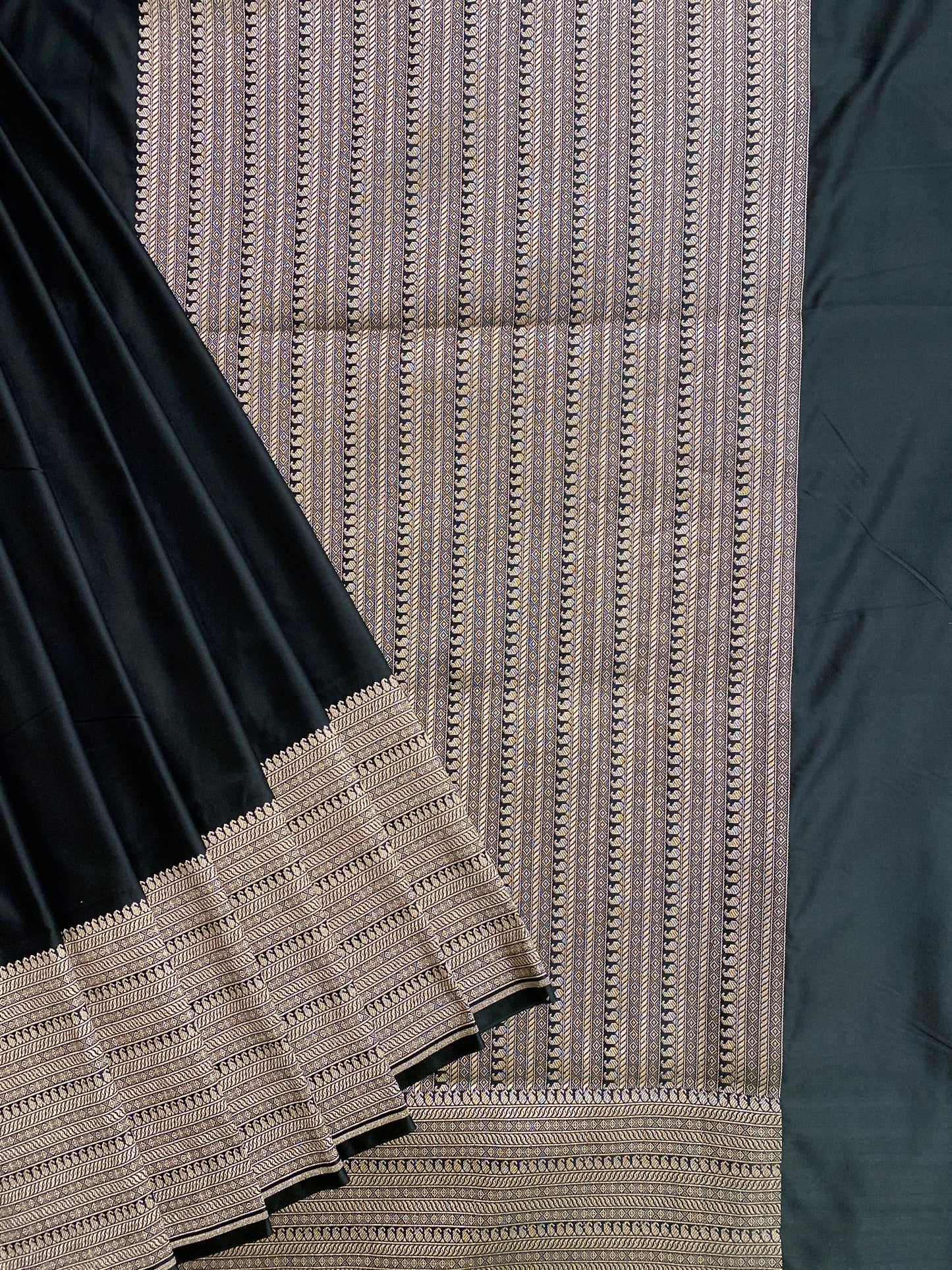 Black Semi Mashru Katan Silk Saree, With Unstiched Blouse