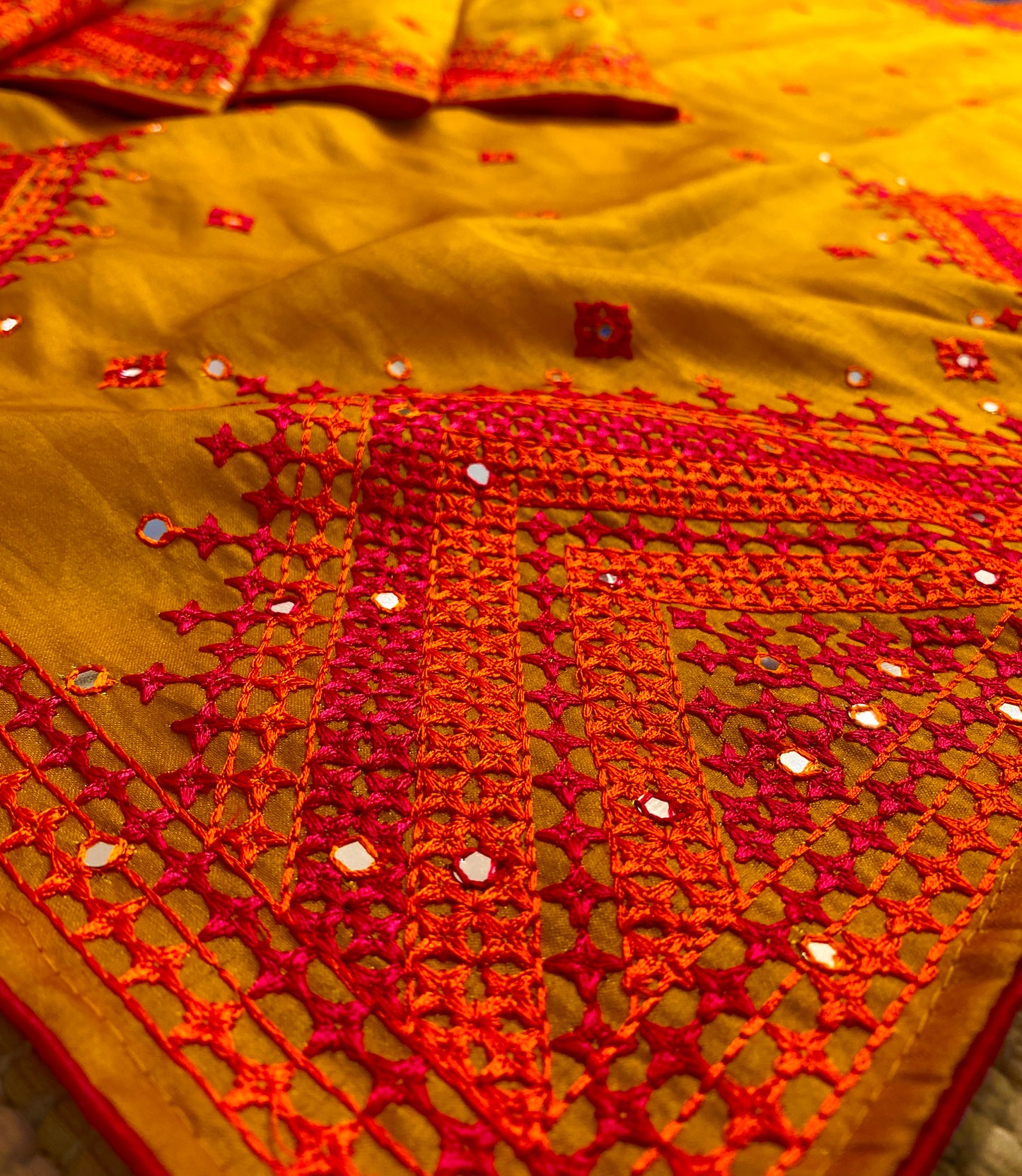 Mustard Yellow Semi Munga Silk Cross Stitch Embroidery Work Saree, With Unstiched Blouse