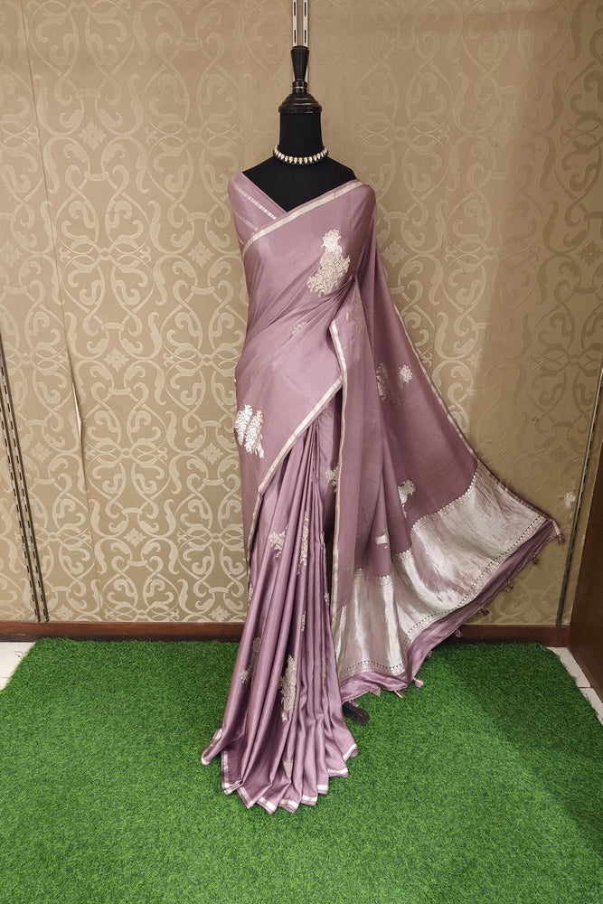 Light Purple Mashru Silk Banarasi Handloom Saree, With Unstiched Blouse
