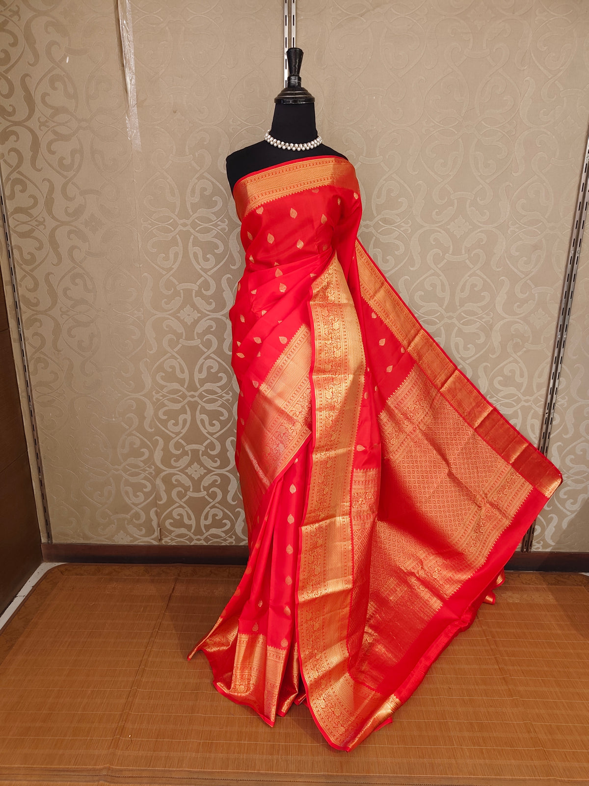 Cherry Red Pure Kanjeevaram Silk Saree, With Unstiched Blouse