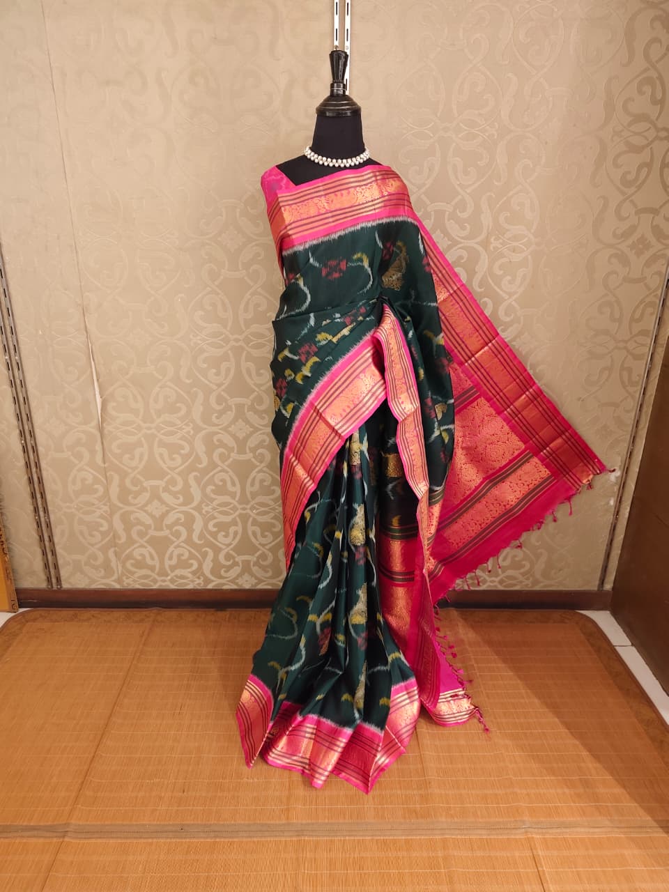Dark Green Pure Ikat Kanjeevaram Silk Saree, With Unstiched Blouse