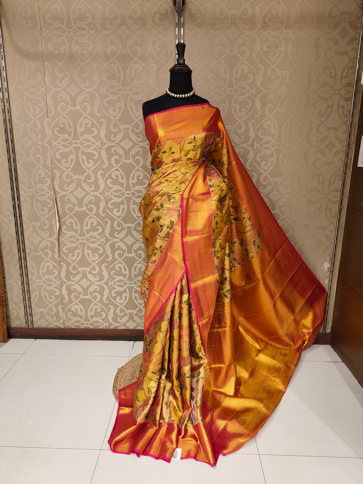 Golden Pure Kanjeevaram Silk Saree, With Unstiched Blouse