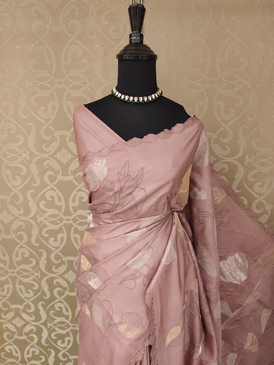 Onion Peach Tussar Applique Work Saree, With Unstiched Blouse