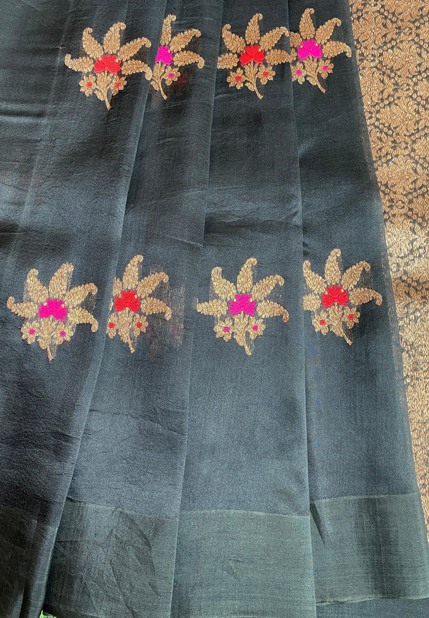 Black Kora Banarasi Silk Saree, With Unstiched Blouse