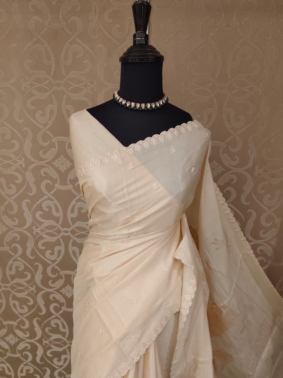 Off-White Tussar Applique Work Saree, With Unstiched Blouse