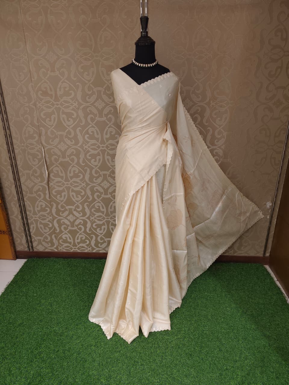 Off-White Tussar Applique Work Saree, With Unstiched Blouse