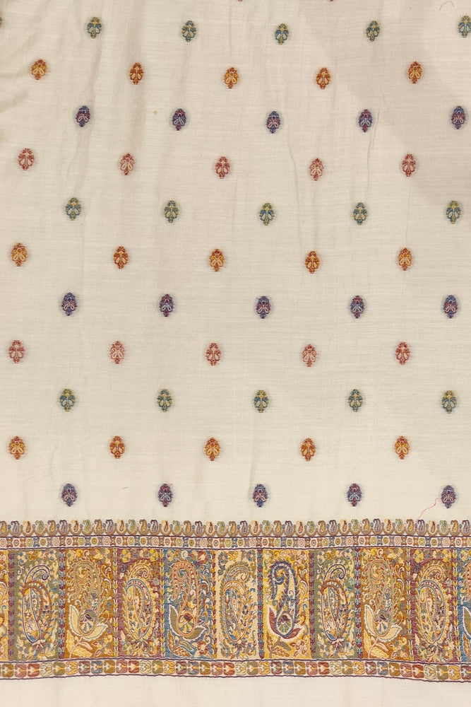 Off-White Pure Kani Handloom Silk Saree With Floral Woven Blouse