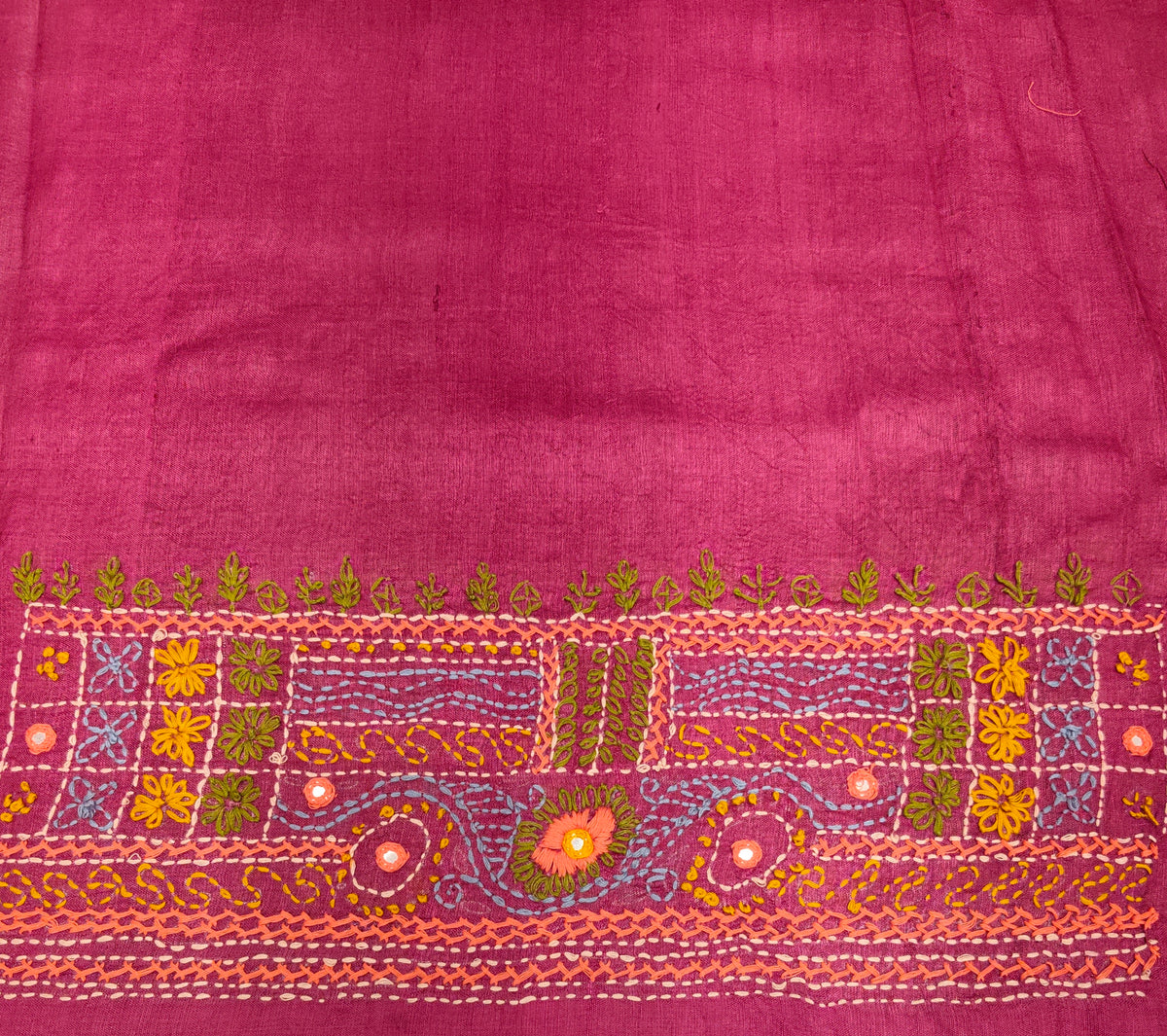 Magenta Tussar Hand Embroidery Saree, With Unstitched Blouse