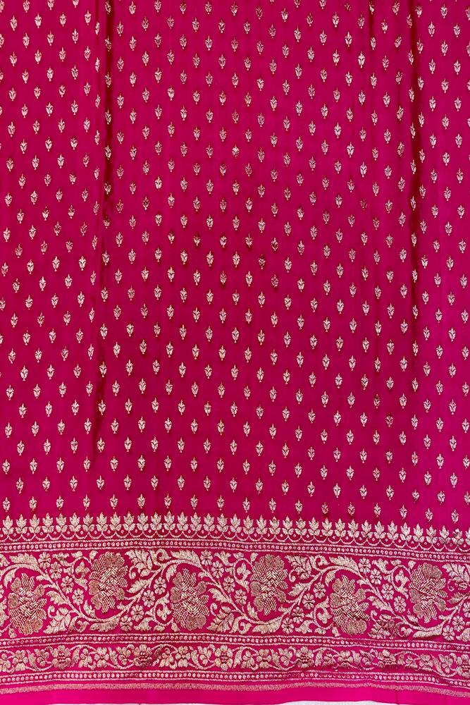 Magenta Crepe Khaddi Banarasi Silk Saree With Unstiched Blouse